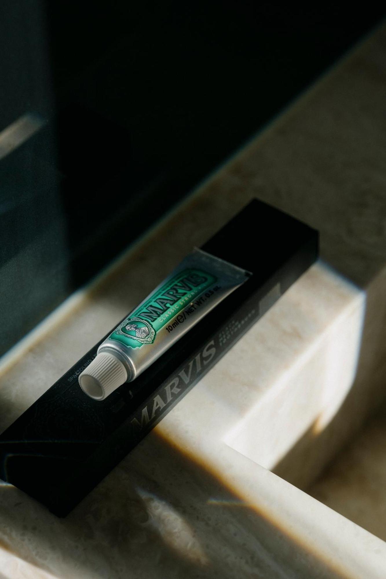 Vila Foz Hotel&SPA OOporto Exterior foto A tube of cannabis resin