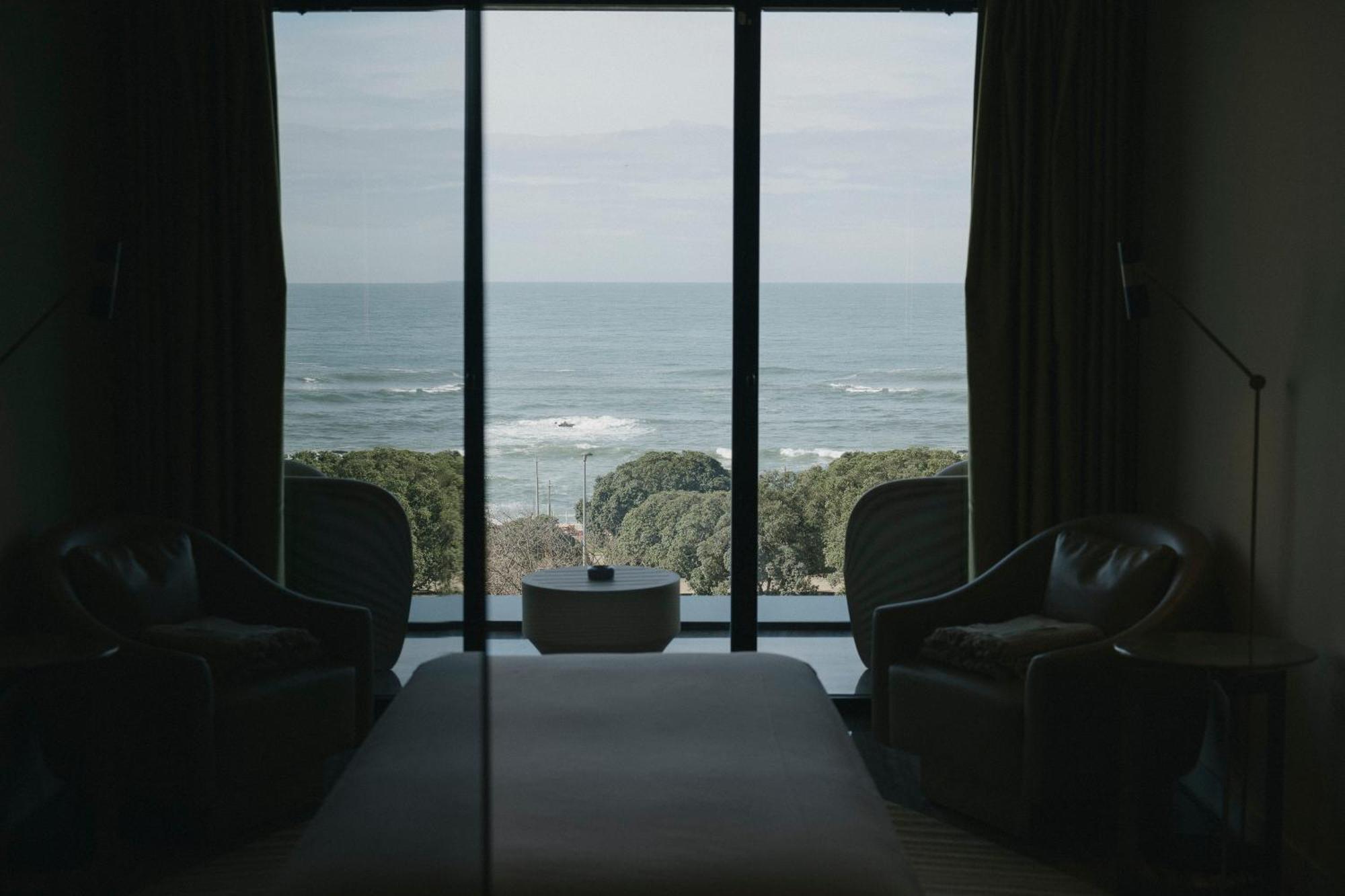 Vila Foz Hotel&SPA OOporto Exterior foto A room at the Cape of Good Hope Hotel